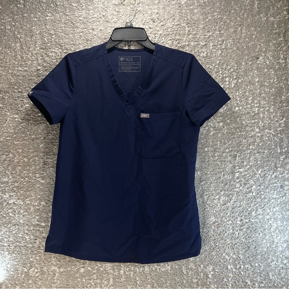 Figs‎ One-Pocket Scrub Top Women's Sz XS Navy Blue Technical Collection FW1000